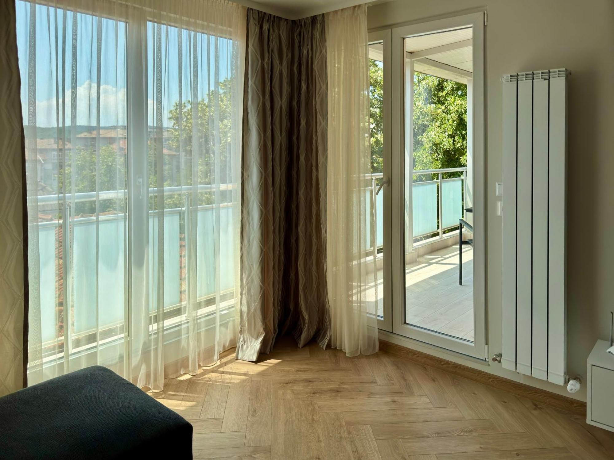 Parkview Luxury In City Center 8 Veliko Tarnovo Kültér fotó